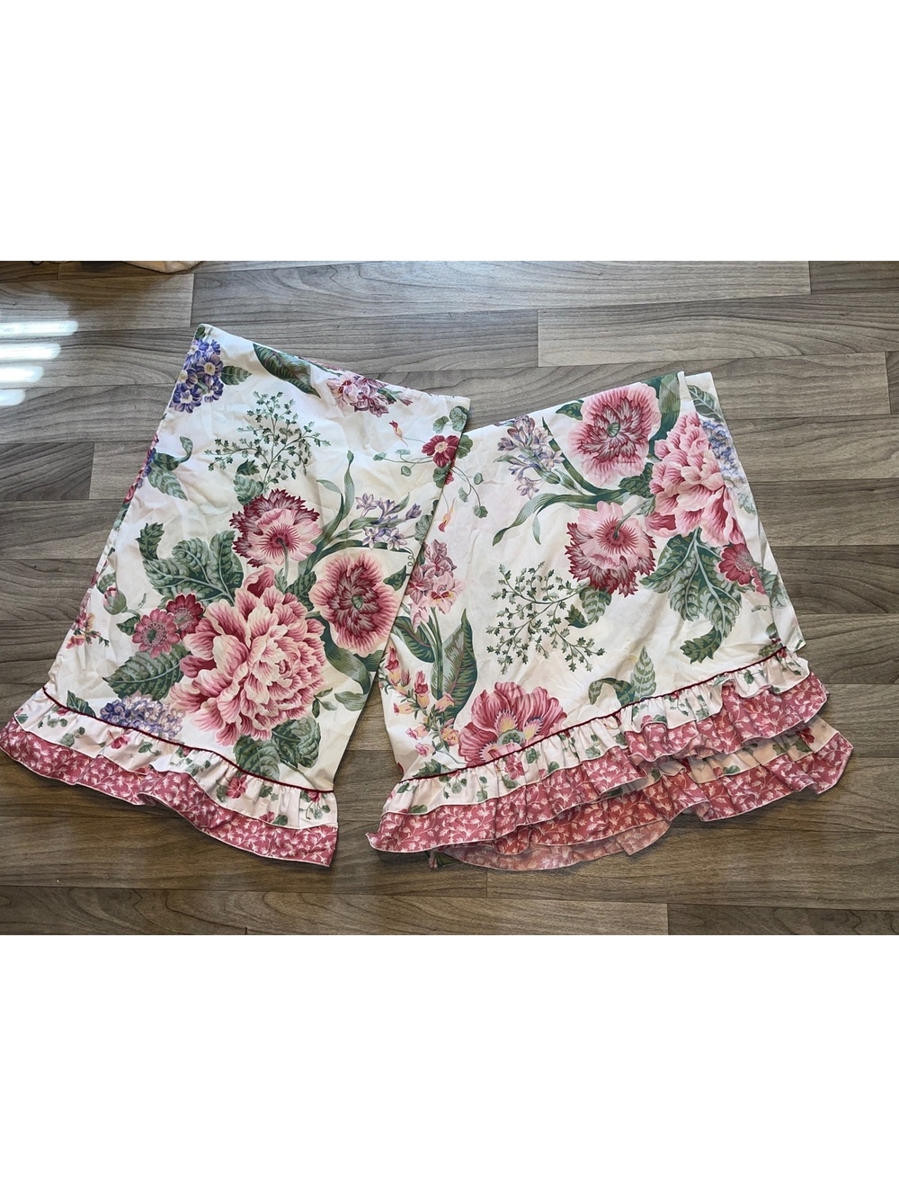 Vintage Floral Full Flat Sheet & Pillowcase Set